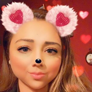 Meet your Posher, Jhoana